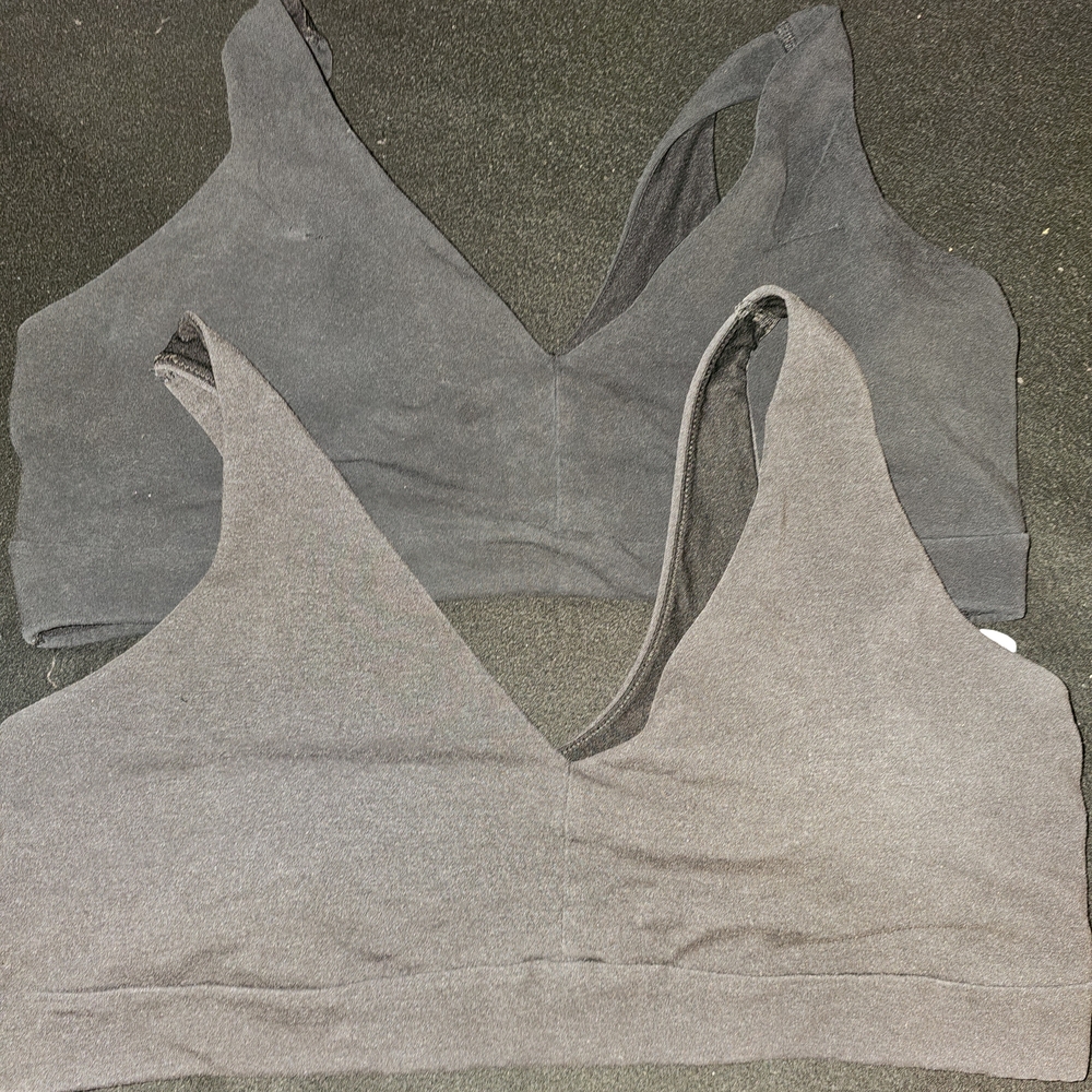2 Old NAVY sports Bras 2x Women's Set